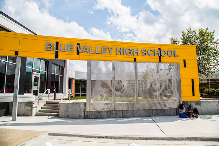 Kansas - Trường Trung Học Công Lập Blue Valley Public School - USA