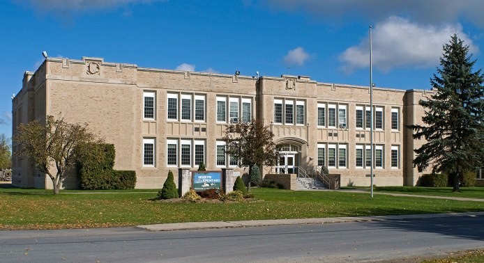 Trường Trung Học Công Lập Northeastern Clinton Central School District - New York, USA