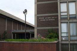 Trường Trung Học Nội Trú Pope John XXIII High School - Massachusetts, USA