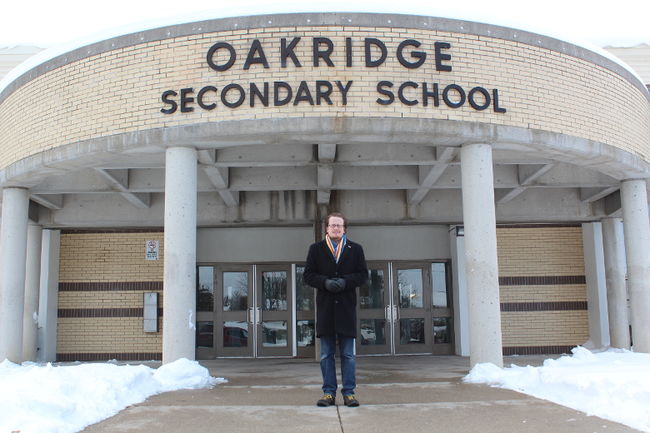 Trường Trung Học Oakridge Secondary School - London, Ontario, Canada